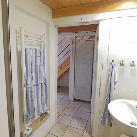 度假居 Ferienhaus- Kate In Am Bodden 巴特