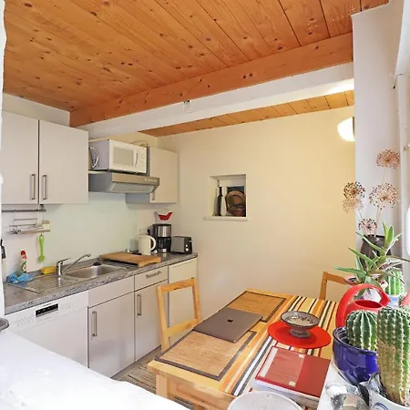 度假居 Ferienhaus- Kate In Am Bodden *